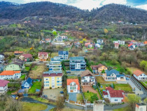 Vila de vânzare zona rezidentiala (strada Victor Babes)