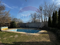 Casă de vânzare cu livadă și piscină – Giurgiu
