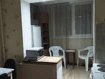 Garsoniera de inchiriat in zona Florilor