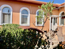 Casa ultracentrală renovată 105mp, 225.000 €