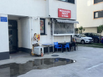 Spațiu dedicat birou sau salon central
