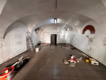 Spatiu comercial de inchiriat, 90 mp, zona Centrala