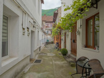De vanzare 2 camere, ultracentral – Str. Poarta Schei, ...