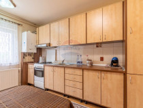 Apartament de vanzare, 4 camere, etaj 1, zona Zorilor