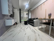 Mamaia Nord Studio 2 camere renovat, 50 m de mare, se accept