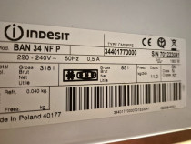 Vand frigider / combina frigorifica Indesit Total No Frost, 318 litri,