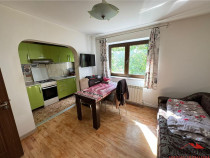 Apartament 3 camere, zona Piata Sud , etaj 4 cu acoperis, CT