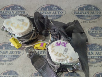 Set Centuri fata cu capsa Volkswagen Passat CC 2010