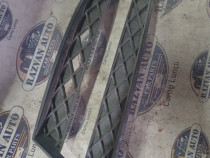 Grila proiector dreapta Mercedes CLS 350 2011