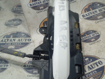 Maner exterior dreapta fata Audi A4 B9 2016