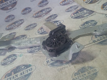 Macara geam dreapta fata Dacia Duster 2012