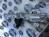 Macara geam stanga spate Nissan Qashqai 2016