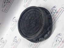 Boxa stanga fata Audi A4 B9 2016