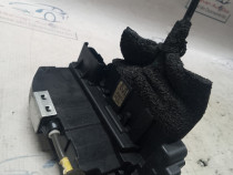 Broasca stanga spate Nissan Juke 2011