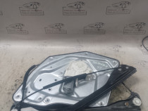 Macara geam stanga spate Skoda Superb 2 2012