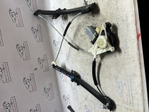 Macara geam dreapta fata Audi A3 8V Hatchback 2016