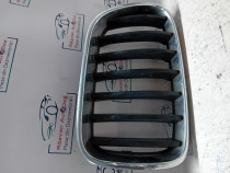 Grila centrala dreapta BMW X3 F25 2011