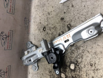Macara geam dreapta spate Nissan Qashqai 2016