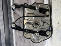 Macara geam stanga fata Nissan Qashqai 2010