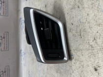 Grila ventilatie stanga Nissan Qashqai 2014