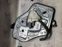 Macara geam stanga fata Skoda Yeti 2012