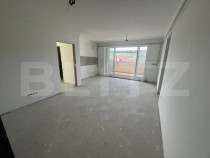 Apartament 4 camere, semifinisat, terasa, zona Cetății