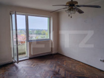 Apartament de vanzare cu 3 camere, 69 mp, zona Str. Botizulu