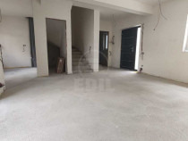 Duplex de patru camere