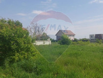 Teren 1,000mp Ostratu