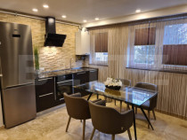 Apartament cu 2 camere, etaj 2, finisaje de lux, zona Deceba