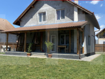 Vânzare sau schimb – Casă cu 4 camere, ideală pentru fa