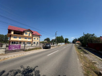 Proprietate complexa situata in Barsesti