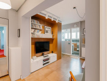 Apartament compact, practic, transformat in 3 camere, arie l