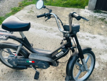 Scuter Motorino Piaggio Grillo