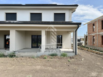 Jumatate de duplex cu 5 camere, in apropiere de Ion Creangaa