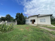 Casă cu 4 camere Suraia