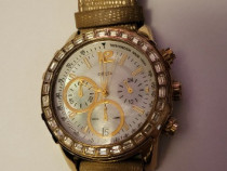 Ceas dama GUESS.