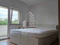 Apartament cu 2 camere, decomandat, etaj intermediar, zon...