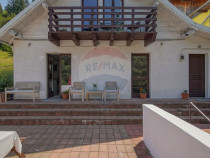 REDUCERE PRET ! Casa de vacanta la Predeal locuinta sau i...