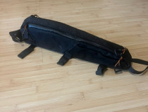 Geanta Rhinowalk bikepacking long top tube bag 2.1 litri