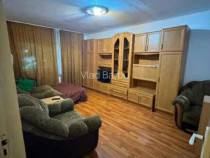 Apartament 3 camere, decomandat - zona Garii