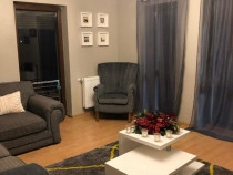 Apartament 3 camere, decomandat - zona Tractorul