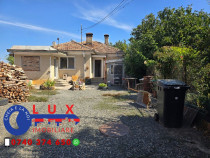 ID 6713 Casă de vânzare in Zona Piața Nouă