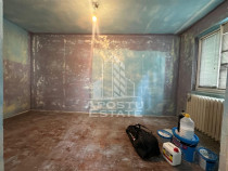 Apartament cu 2 camere, parter, zona Sagului