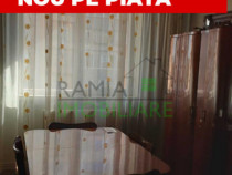 Apartament 2 camere, central, boxă la subsol inclusă