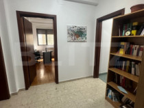 Apartament cu 4 camere, 137.36 mp, zona Primaverii