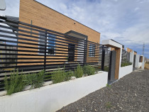 Casa partere - 4 camere - 2 bai - 412mp teren - beci -10 min de RTB