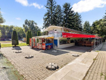 Terasa de vanzare pe strand