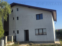 Vila duplex 4 camere 100mp, la rosu, cu toate utilitatile, 2