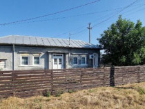 Cota de 3/6 din casa situata in comuna Curcani, Jud Calarasi